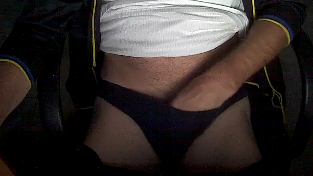 velikifant7 (Ask my age) - 100