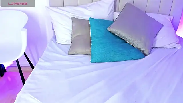 violett_nyx - Violett_Nyx's free webcam - UK Sex Cams