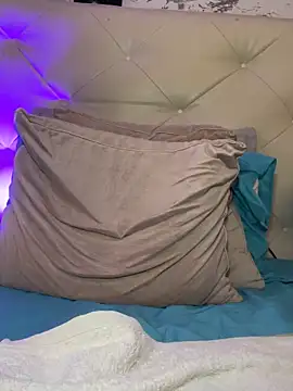 lili__taylor (F milf) - Mount my toso 💦💦💦🔥