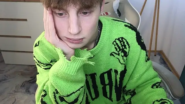 crisp1n (M young) - CUM SHOW