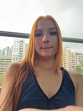 Webcam Model (Sophie-K) is live