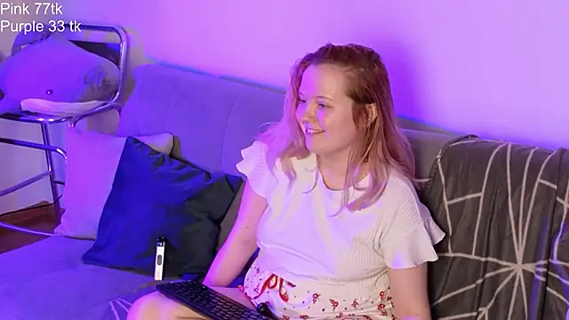 rosethomas_ - RoseThomas_'s free webcam - UK Sex Cams