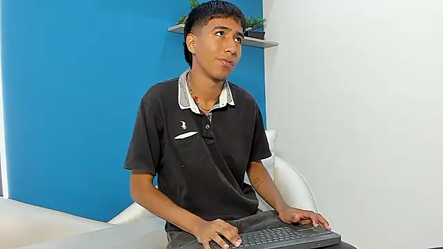 ender_h0t (M young) - ¡ make me come !💦