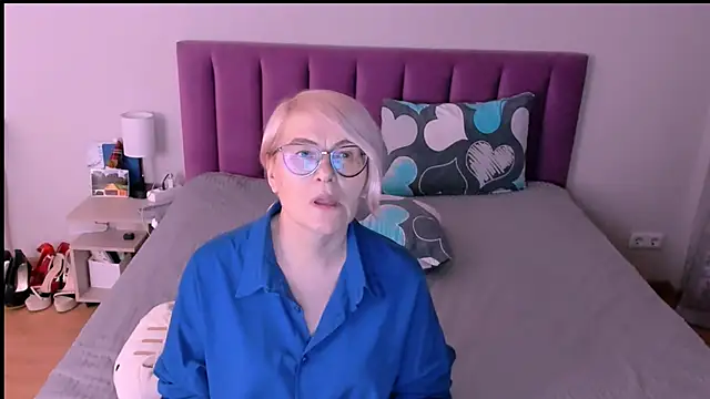 sabrinamacmarren webcam