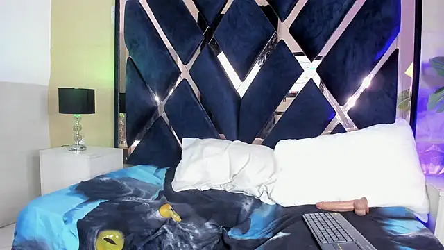 valentina_lenoxx webcam