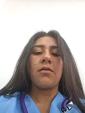 caroline__07 (Ask my age) - naked in the office + squirt + ticket sh