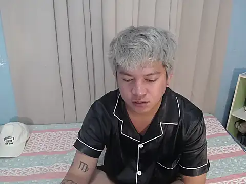 Fuckboii_intown webcam