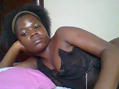 horny_ebonyy webcam