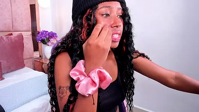 violeta_ruizz webcam