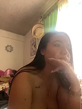 Webcam Model (JulietaRioss)  is live.Free join now!