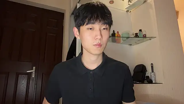 Brian_Stars Live Webcam on Stripchat