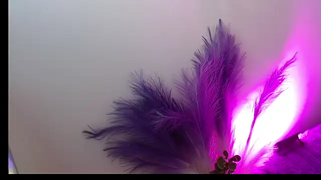 queen_rousee (F teen) - Naked