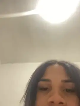 lavinyaalencar22 - Lavinyaalencar22's free webcam - UK Sex Cams