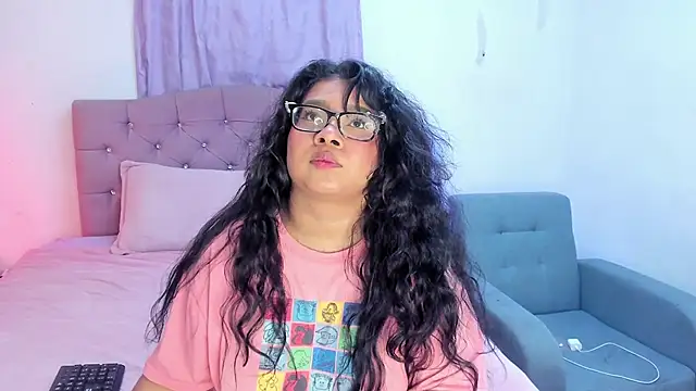 Latinabombsheell webcam