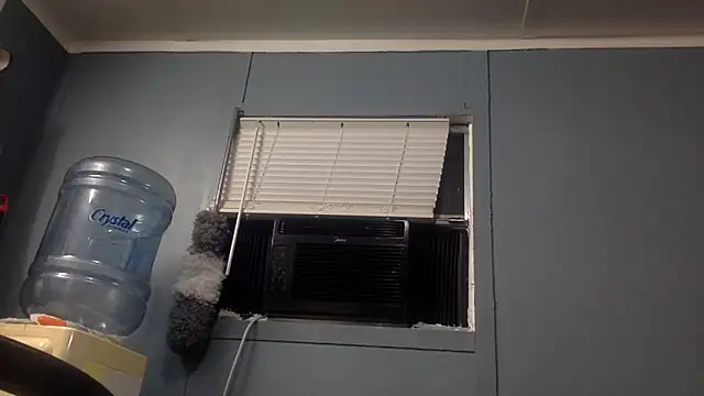 sexyhotstud12 webcam