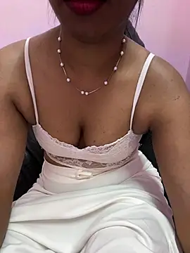 tamil_aarathi (F young) - Dream house