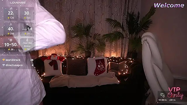 ellagoldenn - EllaGoldenn's free webcam - UK Sex Cams