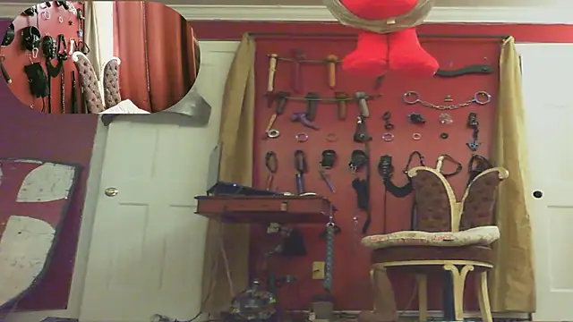 TheMississippiMadame webcam