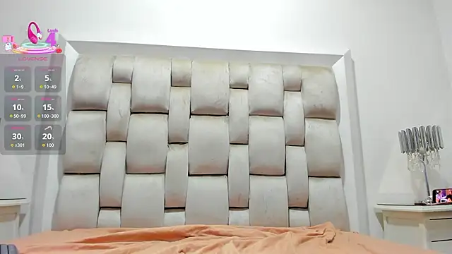 valeriesoto - ValerieSoto's free webcam - UK Sex Cams