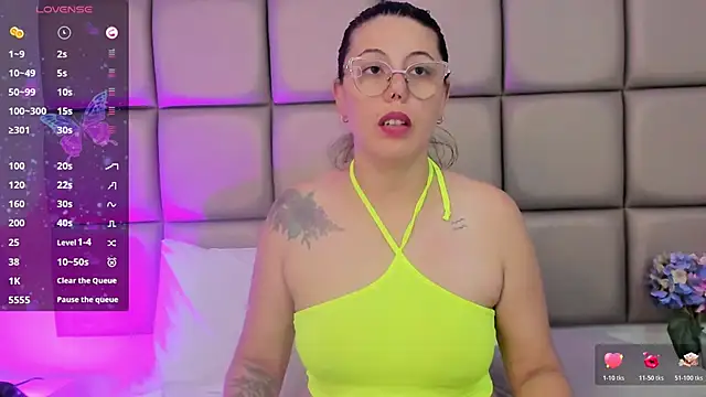 AndreaaLopezz webcam