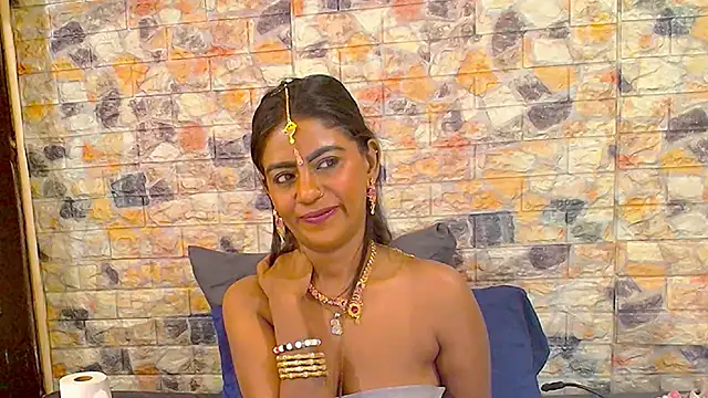 EroticSexyStripper webcam