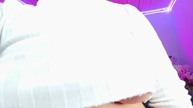 andrex_joness (F young) - pussy wet close🔥💦