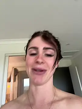 aus_queen (F young) - Cum #10