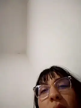 CoralSmit's live cam