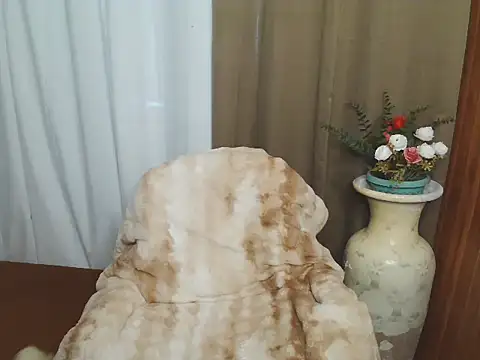 aquariusjulia webcam