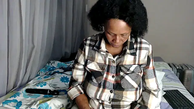 MistressShirleyx webcam