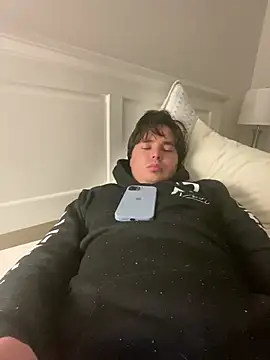 phantom898983 webcam