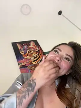 CharlotteBrownn_ webcam