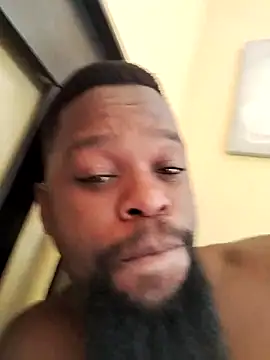 Chocolate_factory_man webcam