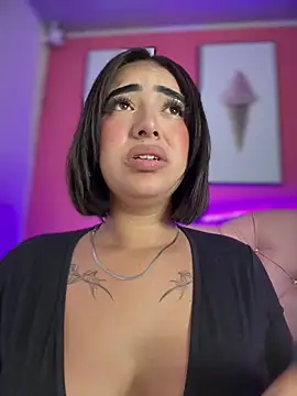 Webcam Model (Scarlett-LS)  is live.Free join now!