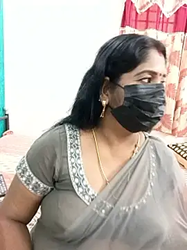 Webcam Model (tamil-aunt)  is live.Free join now!