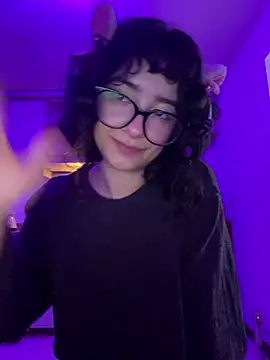 _lunnaa_ (F young) - Oil body and dance