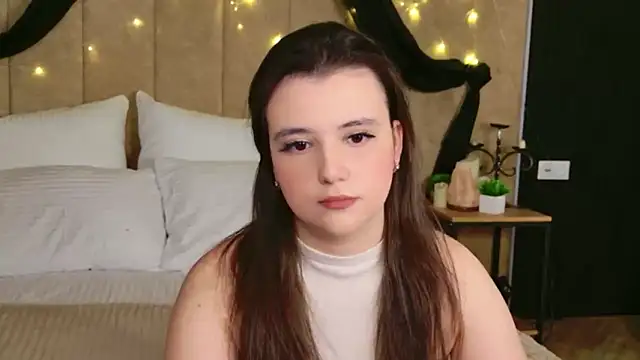 Pauline_Heaven webcam