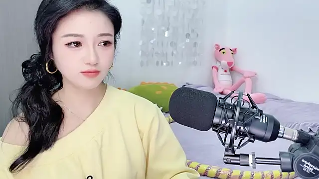 starsqimei - Starsqimei's free webcam - UK Sex Cams