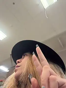 Bigbuttbrooklynn webcam