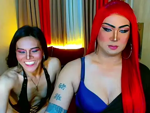 Incredible_Shemale webcam