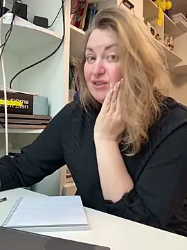 Amelia-Diamond webcam