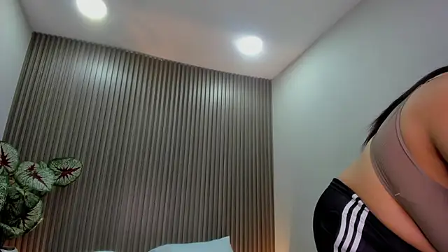 dania_miller_ webcam