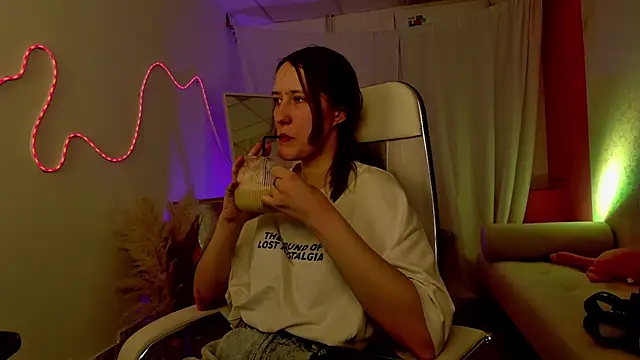 Olivia_Turneer webcam