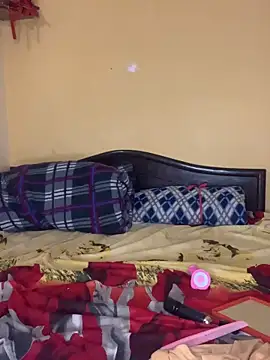 HOT-CUPAL22 Live Webcam on Stripchat