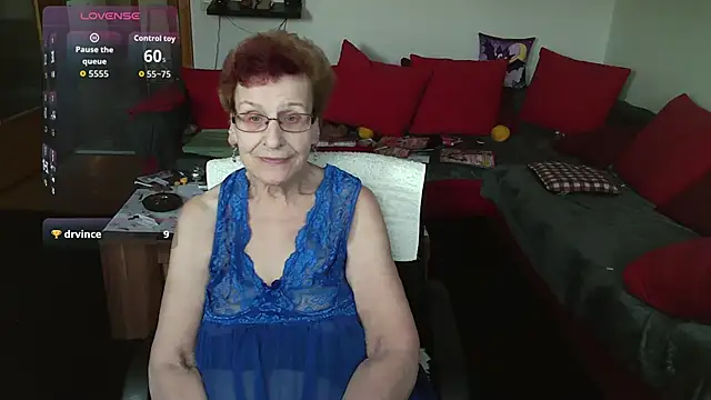 heisseomaoriginal - HeisseomaOriginal's free webcam - UK Sex Cams