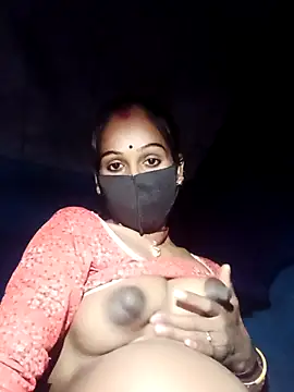Nandani-758 webcam