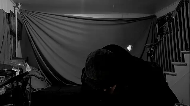 MasterDaddyCool webcam