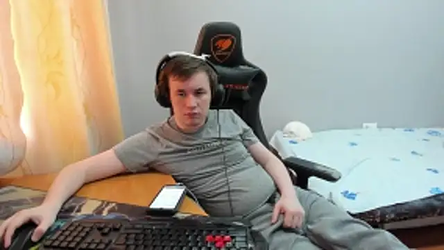 iliaskrislove webcam