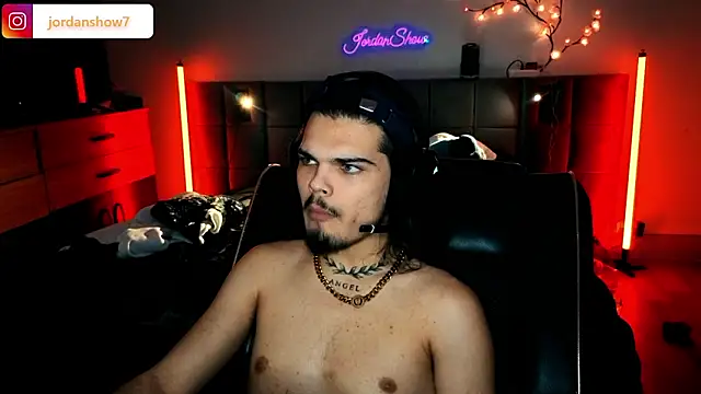 JordanShow webcam