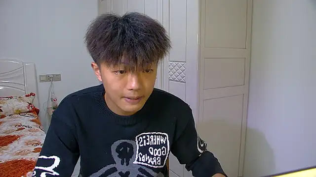 Chocolates-001 – webcam model profile photo